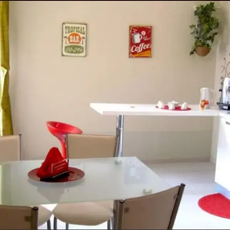 アパート Modern House *