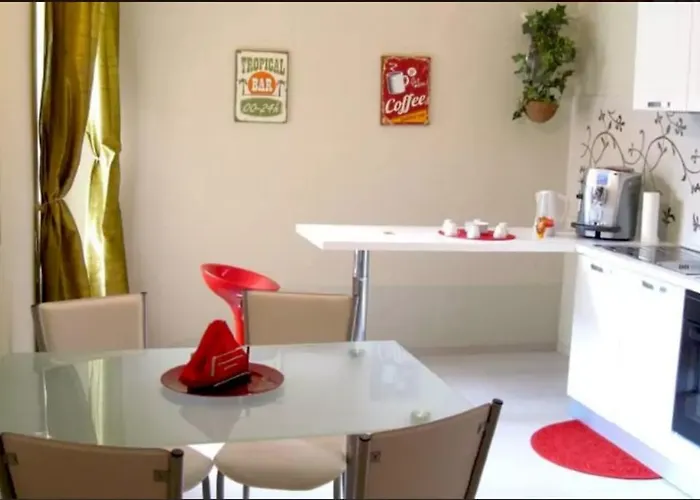 アパート Modern House *